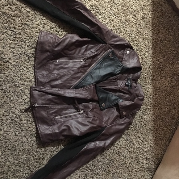 COATS! - Picture 5 of 7